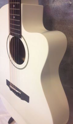 Cort JADE1-AW Kesik Kasa Beyaz Akustik Gitar
