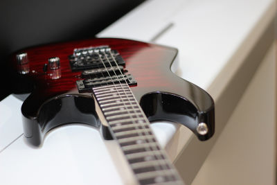Ibanez GRX70QA-TRB Transparent Red Burst Elektro Gitar